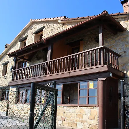 Сasa de vacaciones Casa Vacacional Valles Pasiegos Sandonana