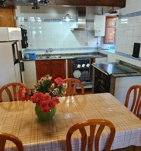 Casa Vacacional Valles Pasiegos Сasa de vacaciones Sandonana